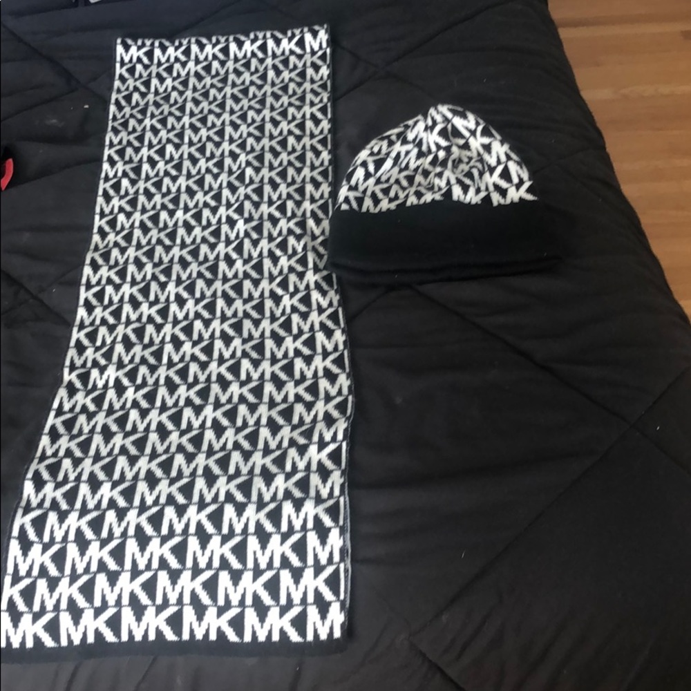 Michael Kors hat and scarf set